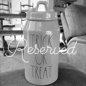 RESERVED for Monica Rochefort ONLY!!!